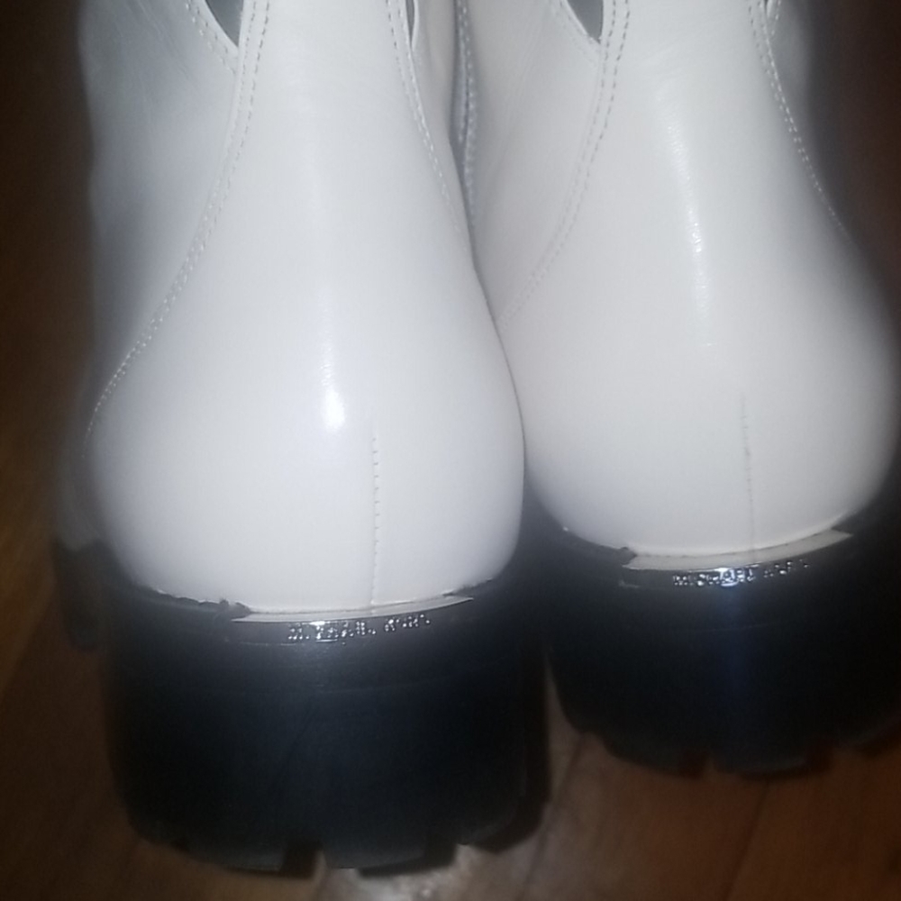 Michael Kors WS boots - Picture 3 of 3